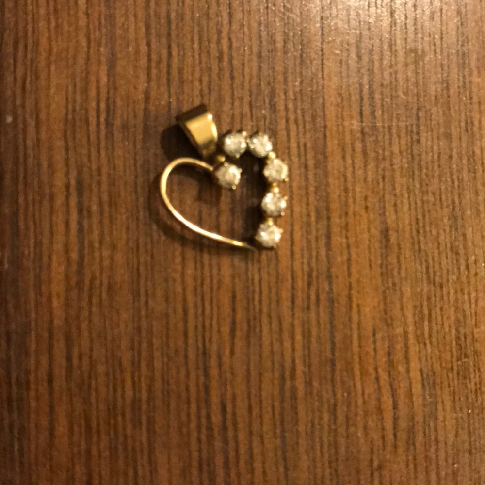 Golden heart pendant.